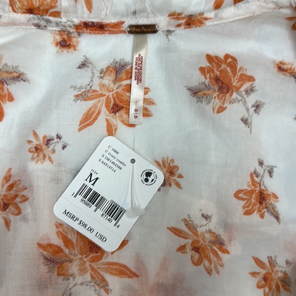 Free People Amanda Ruffle Long Sleeve Top Size Medium Lightweight & Comfortable - Picture 9 of 12